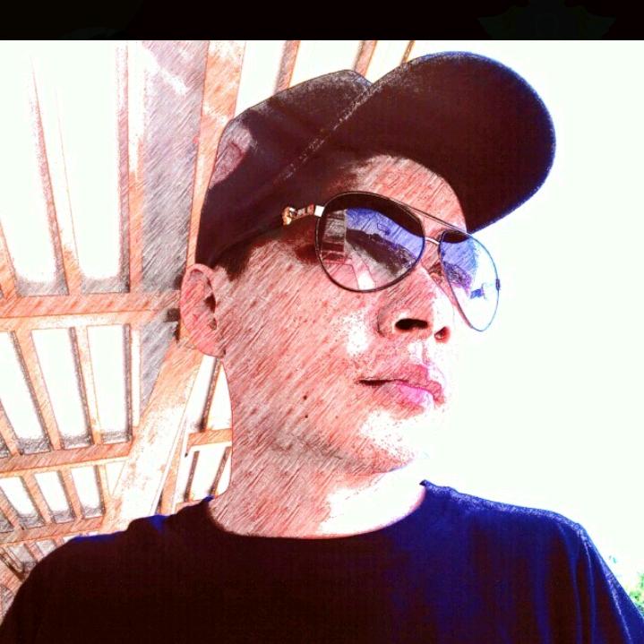 攀峰者  (墙艺师)