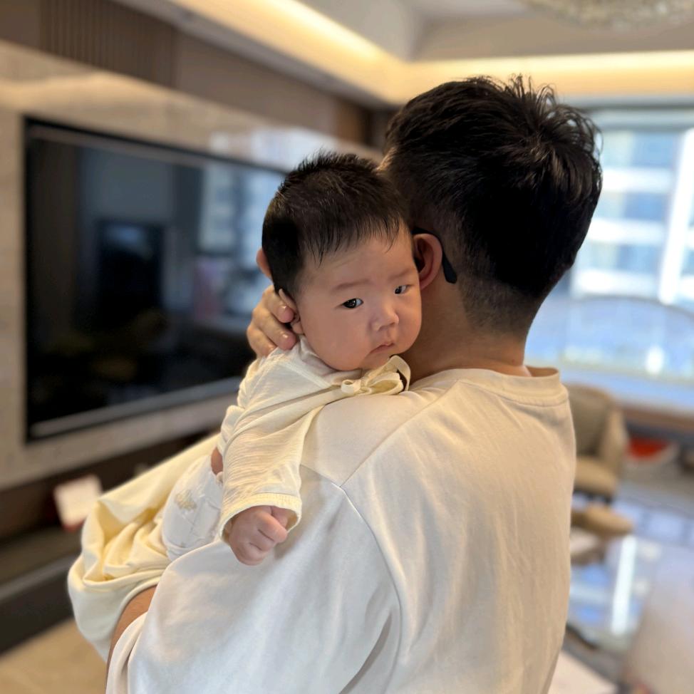 小安爸爸