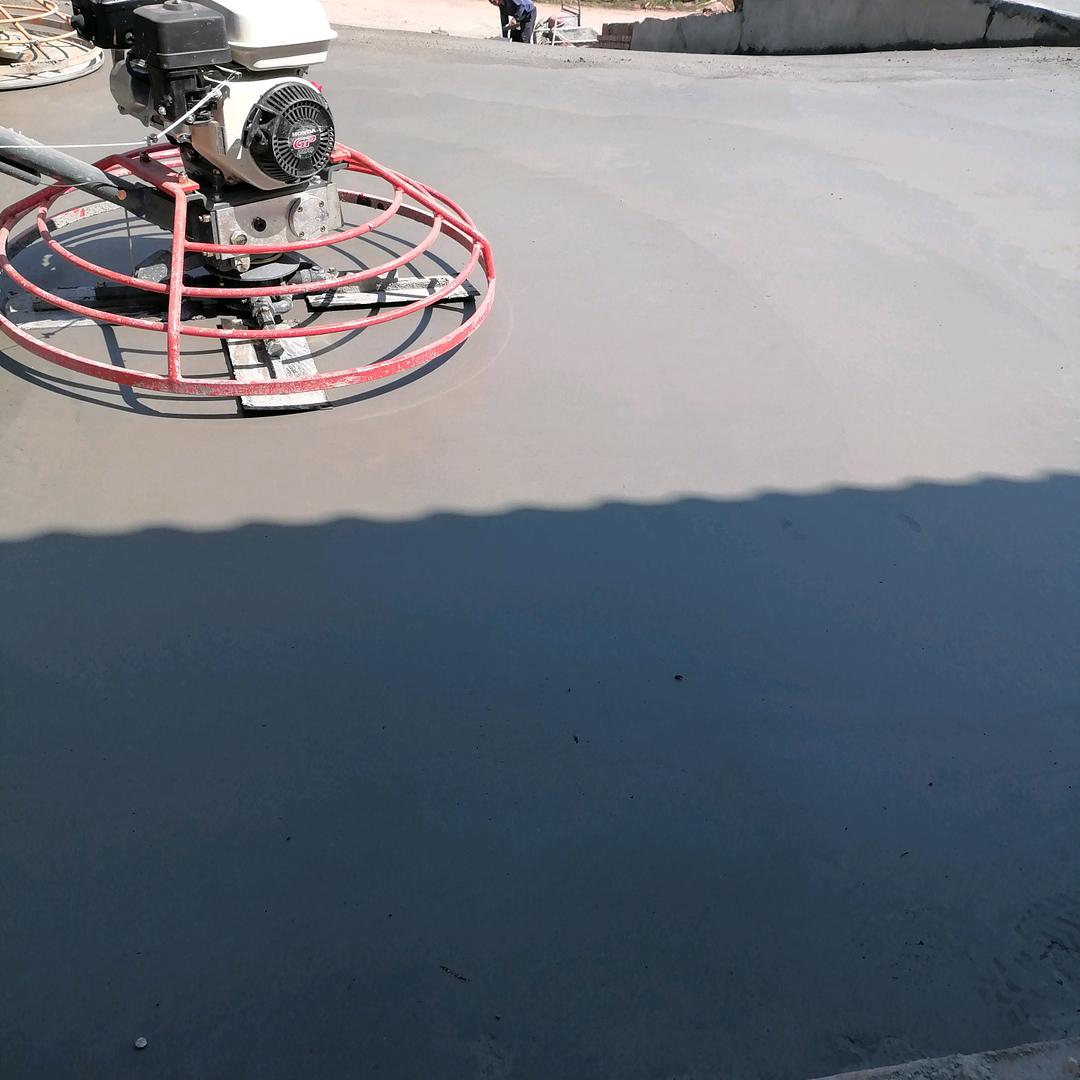 秦哥，打院坝公路，铲车出租。