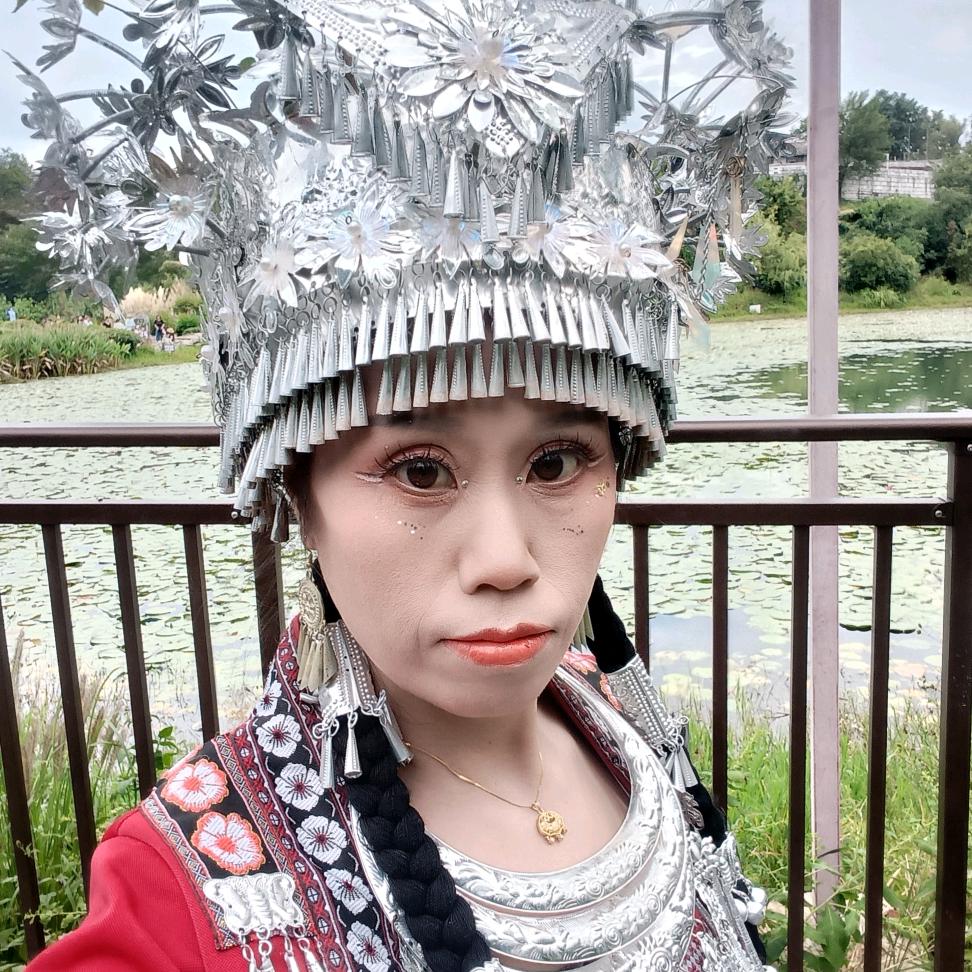 唯一 《谢 二 姐》