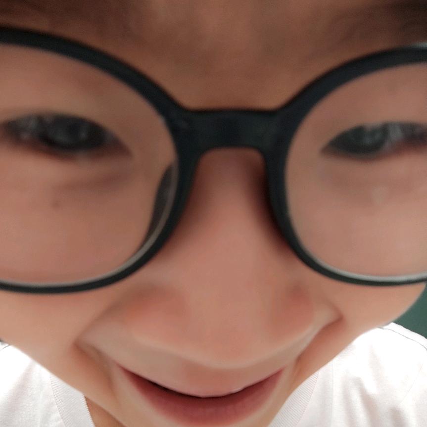小小泡泡