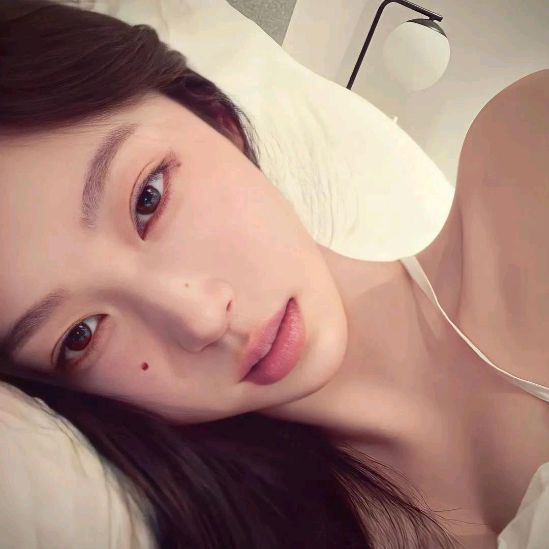 你有一双深情眼