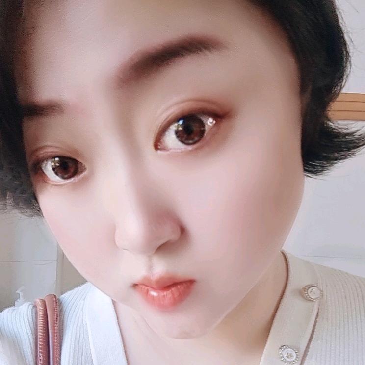 瑛子