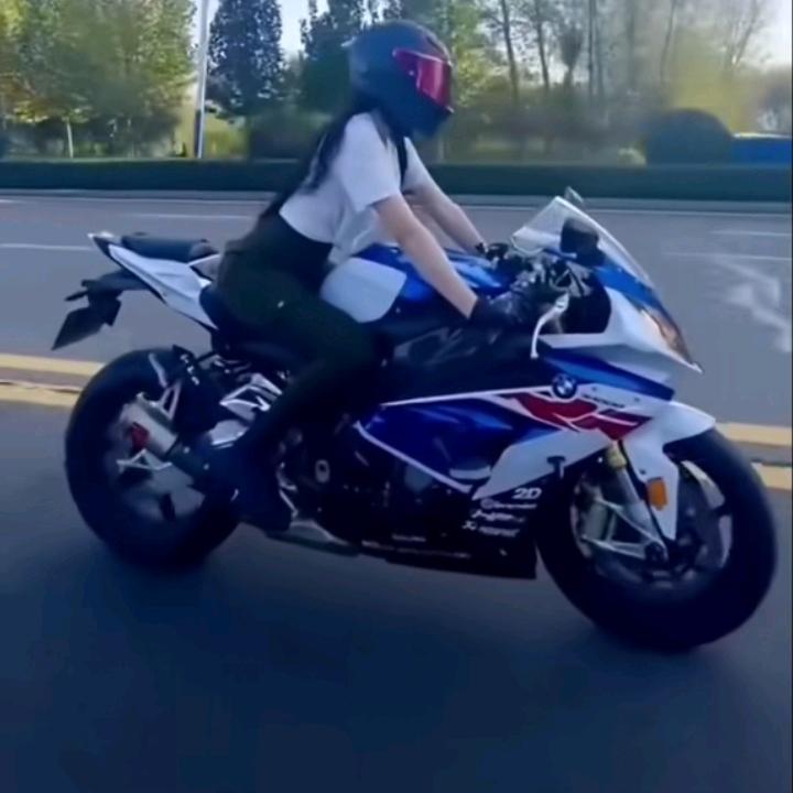 陈。馫鑫骉