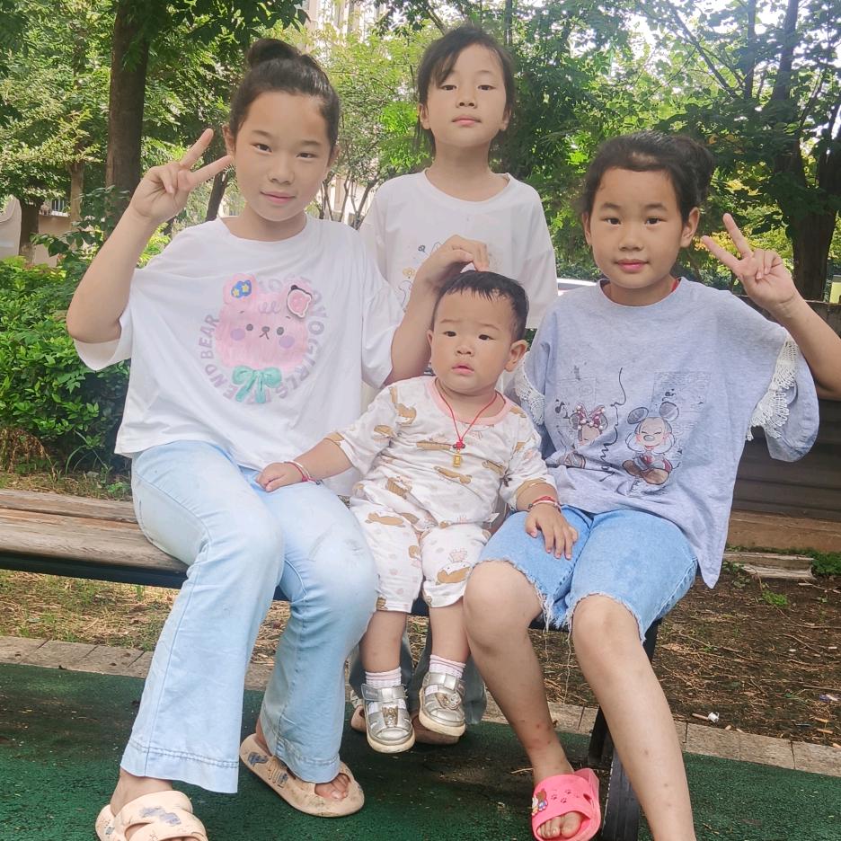 四个宝宝的妈妈