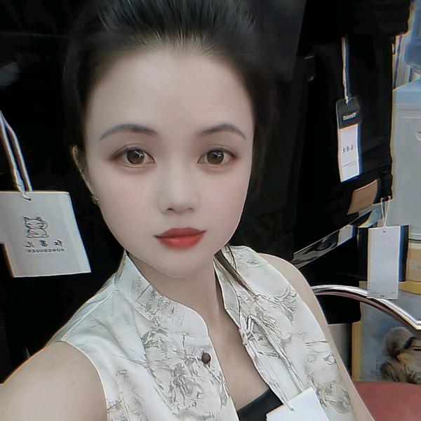 叶子爱跳舞