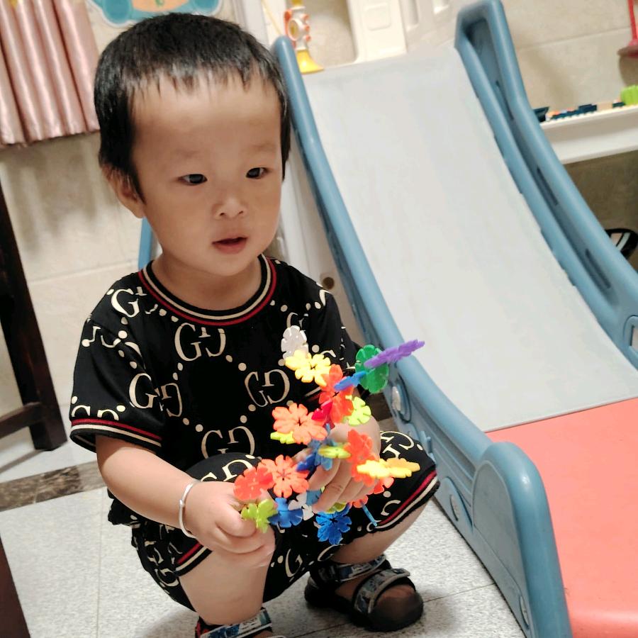 瑞宝宝吖