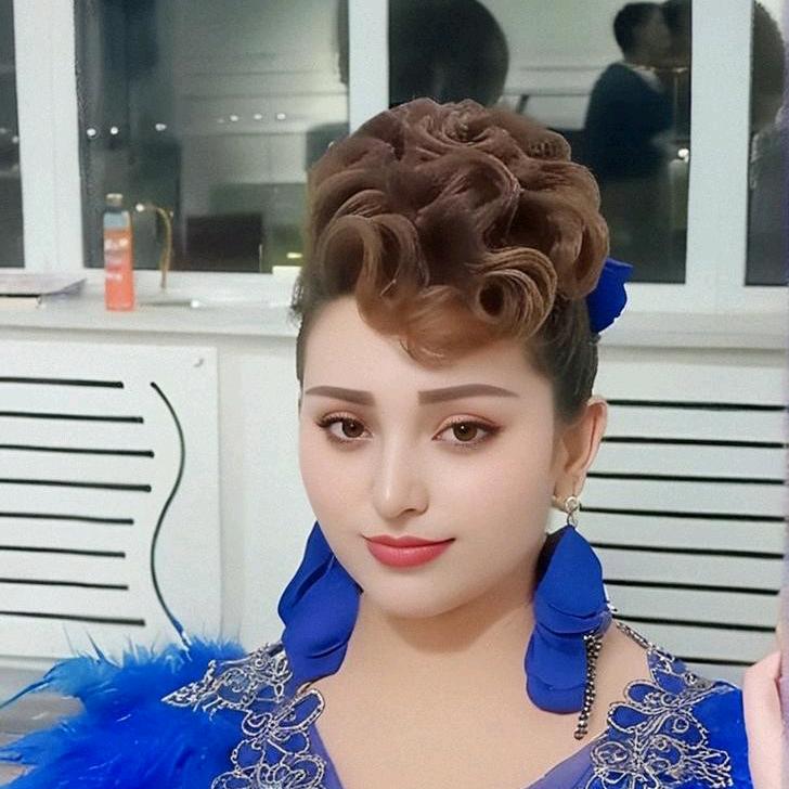 ᭓꯭ يەكەن قىزى