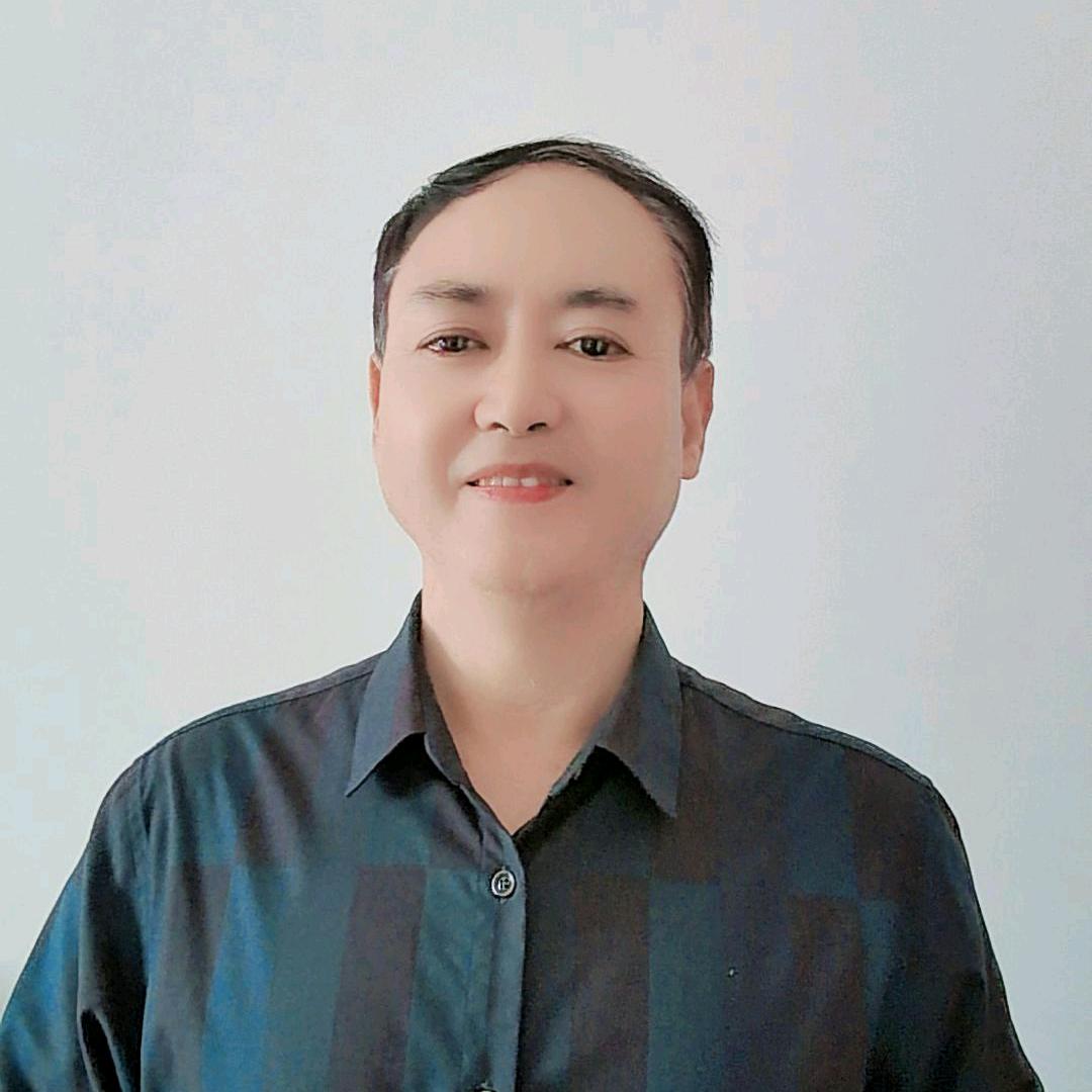 杨杨: