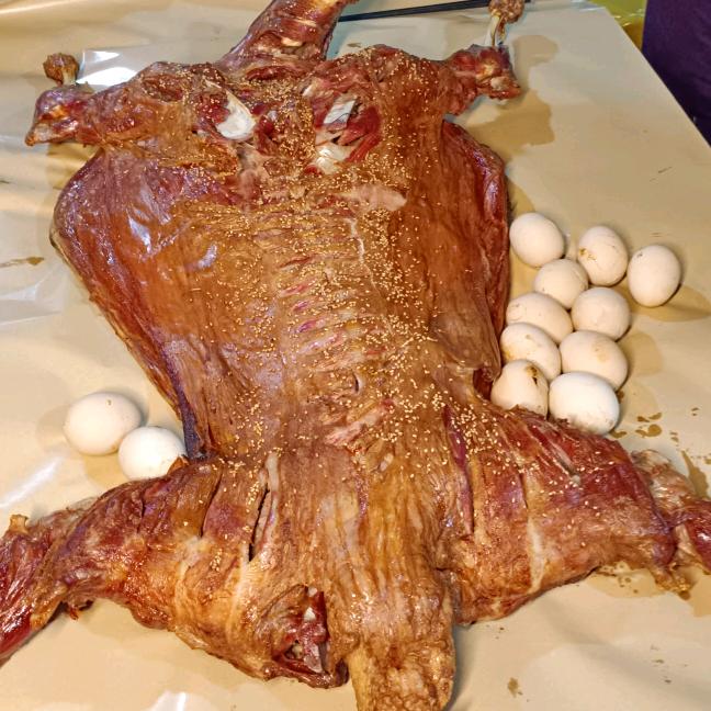 齐齐哈尔王小六烤全羊