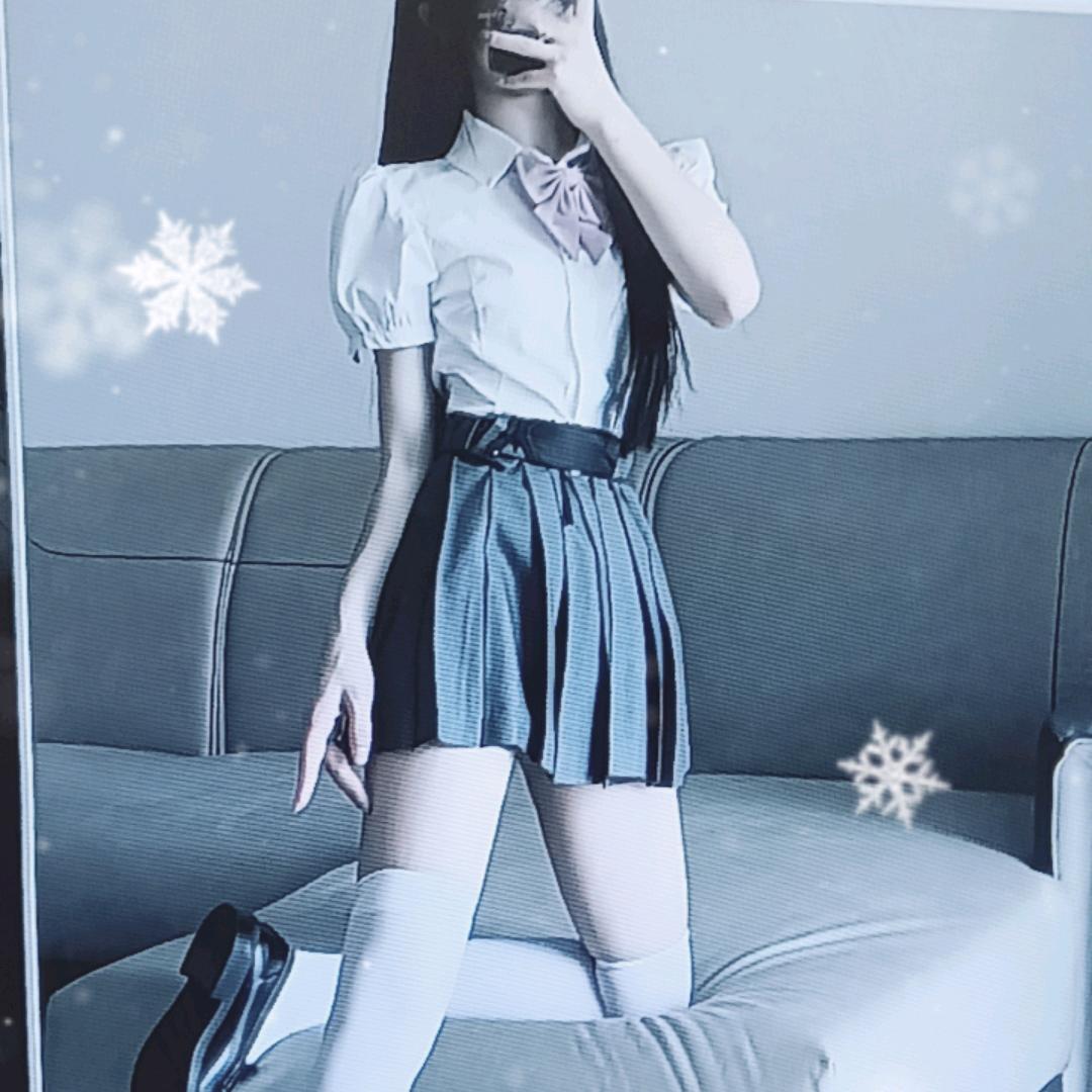 银兔子耳朵  禾 厶