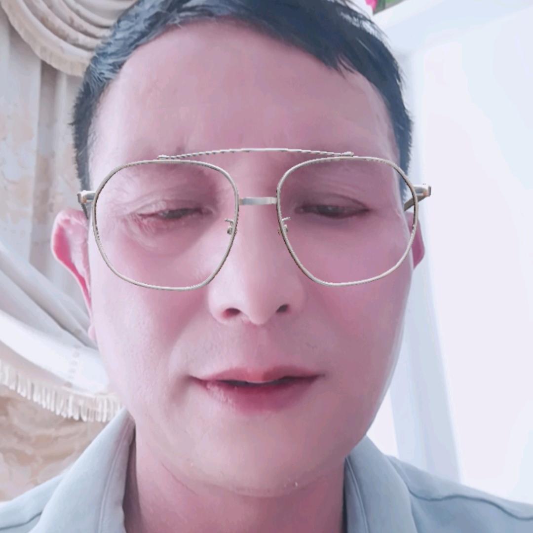 无聊处面一游的头像