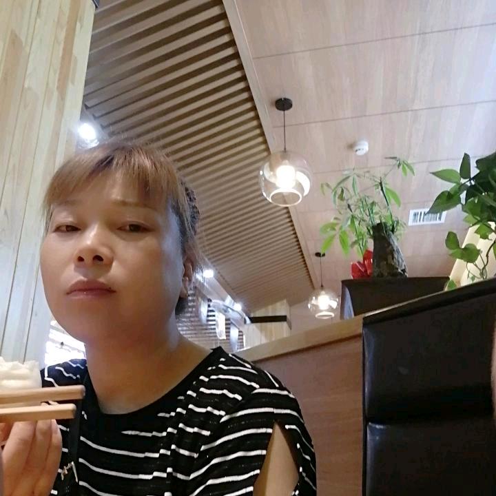 李艳玲