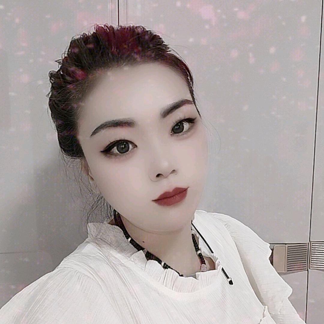 彤彤