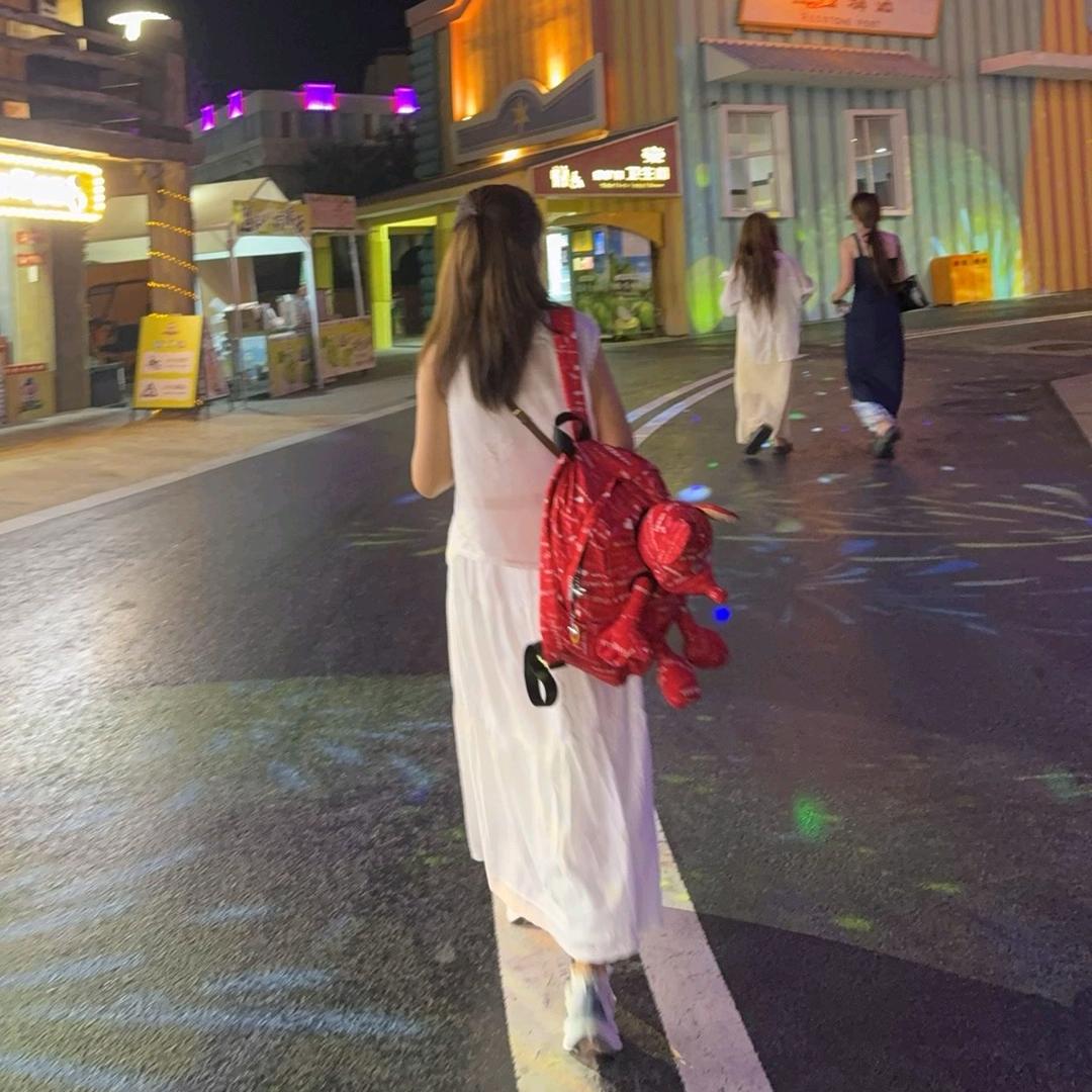 窦倩(๑˙❥˙๑)