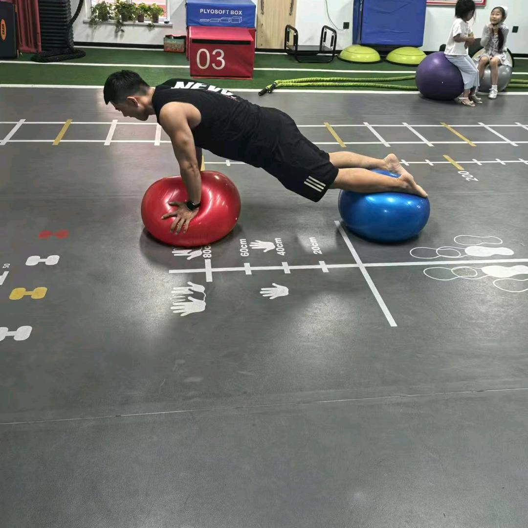 太原市万柏林区火烈鸟健身俱乐部