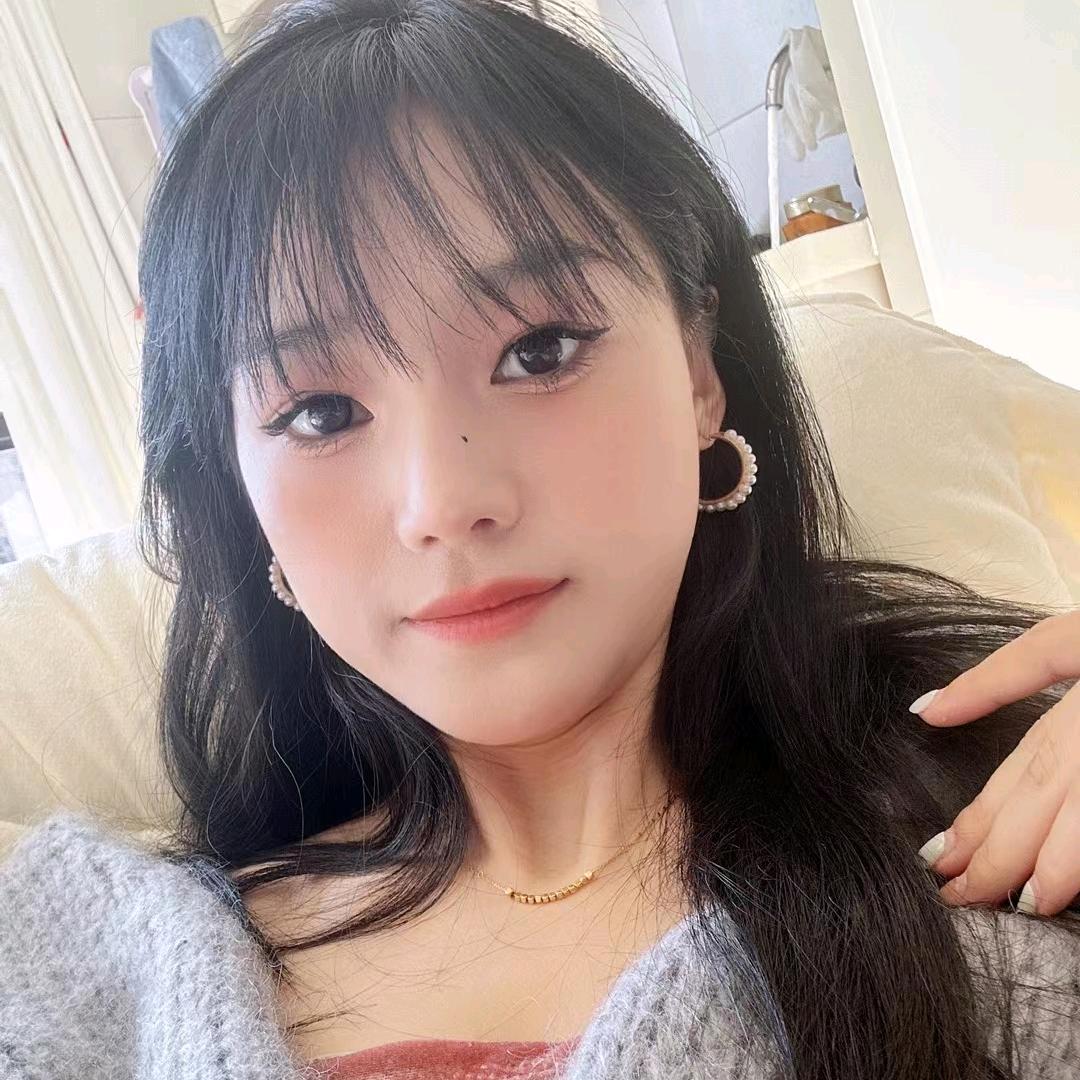 努力卖馄饨的小王