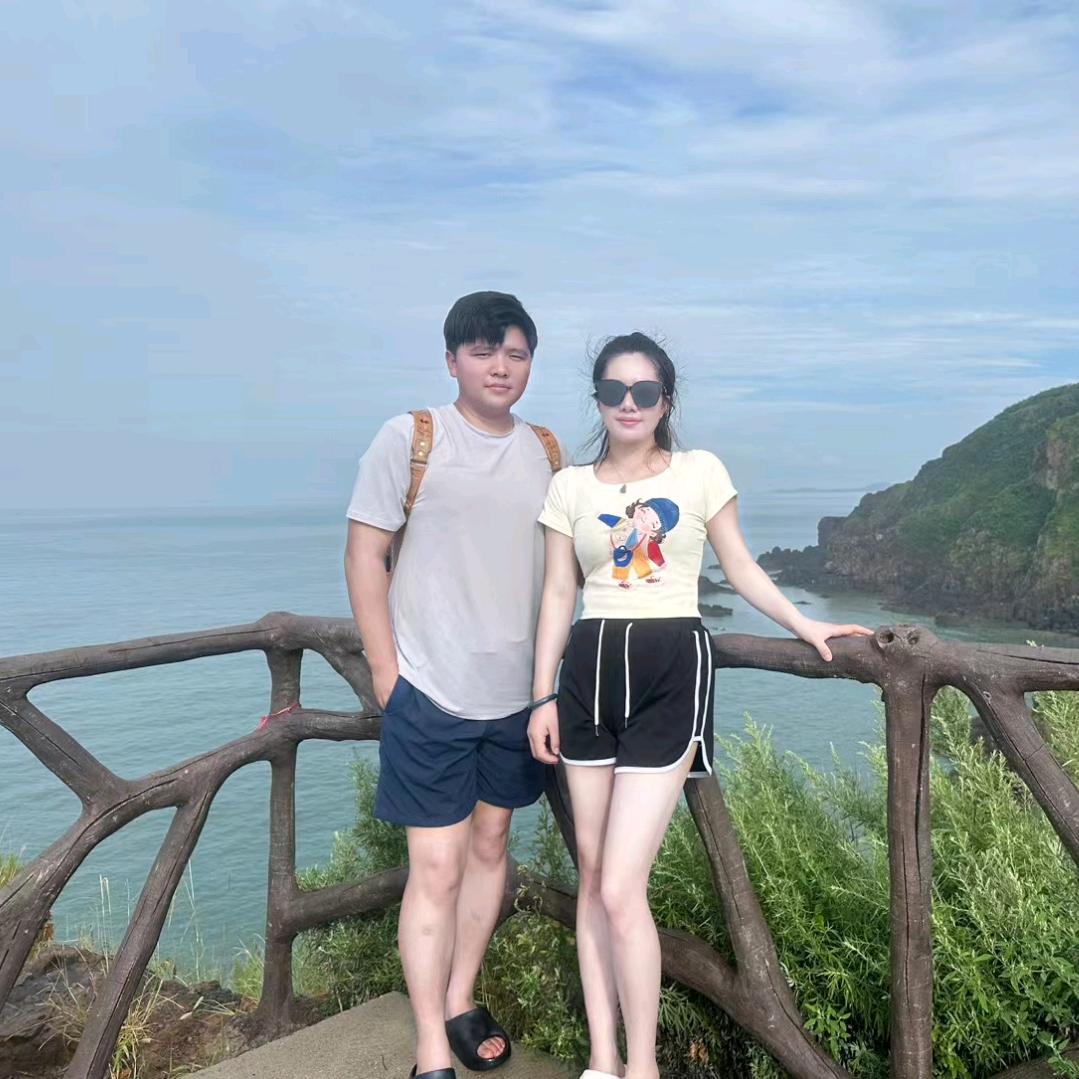小一一吖