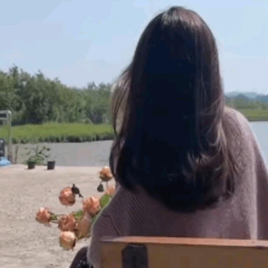 随(ಡωಡ)意