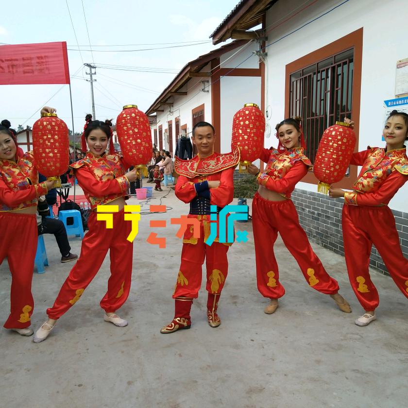 摆摊套圈