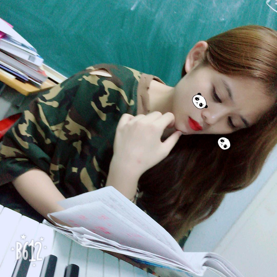 姑娘叫Coco