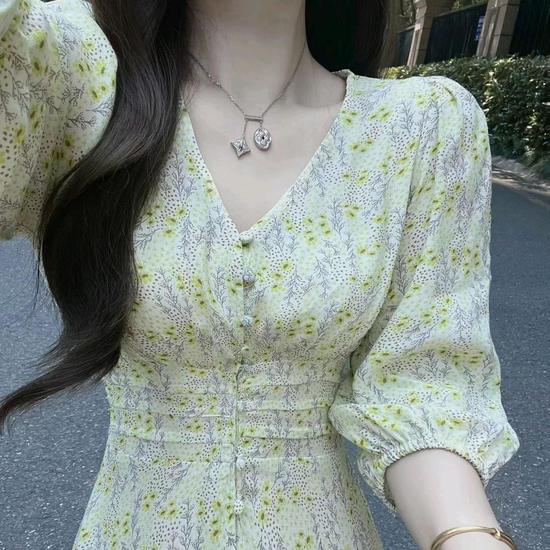 露露🧣 f59697