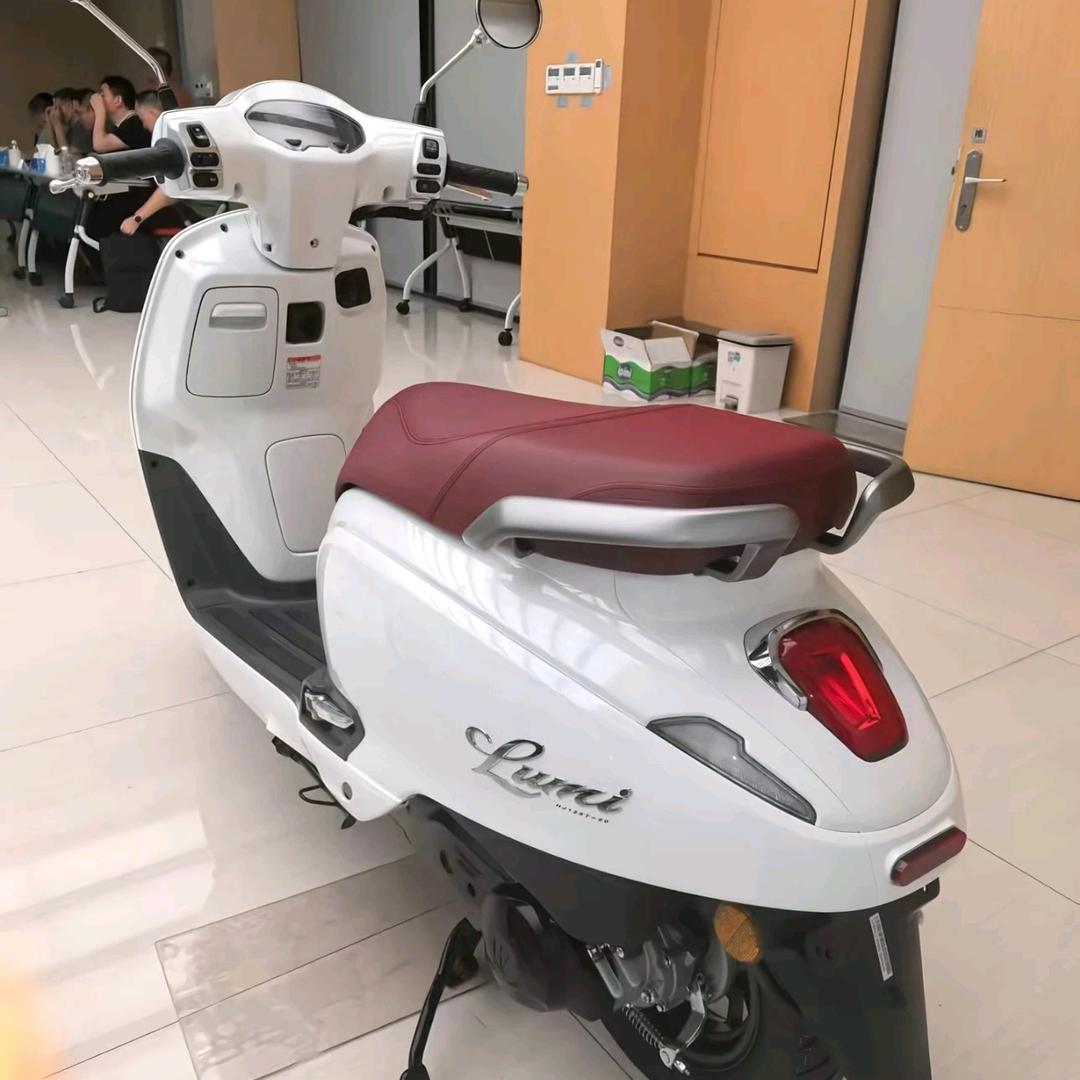 @铁庚