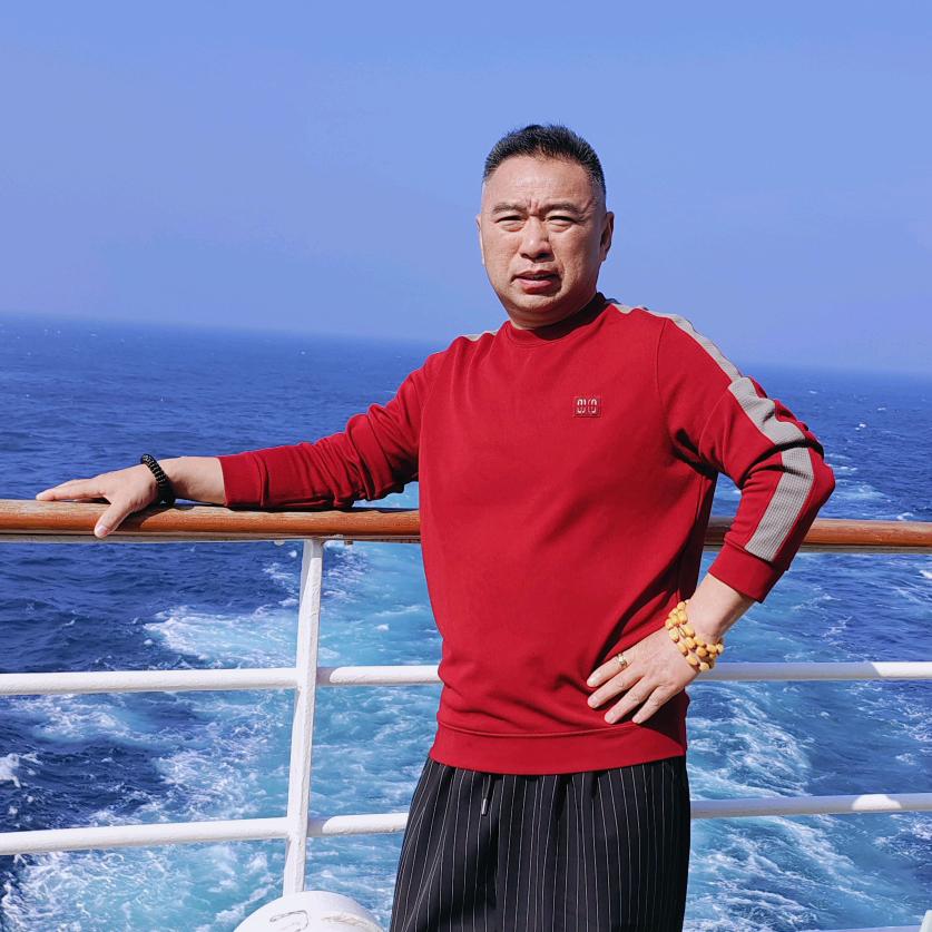 聚力云中飞