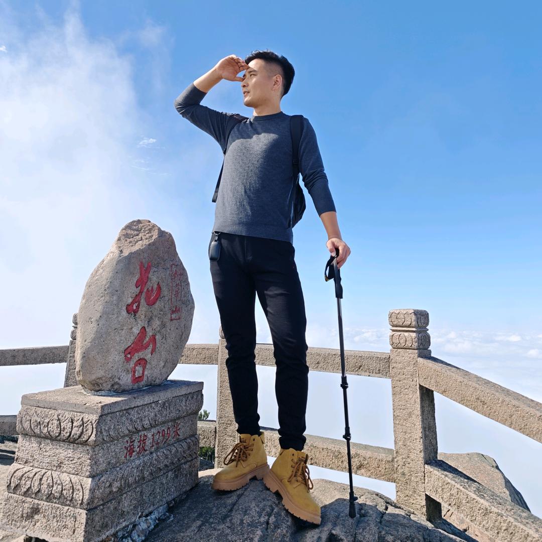 九华山果老板✌