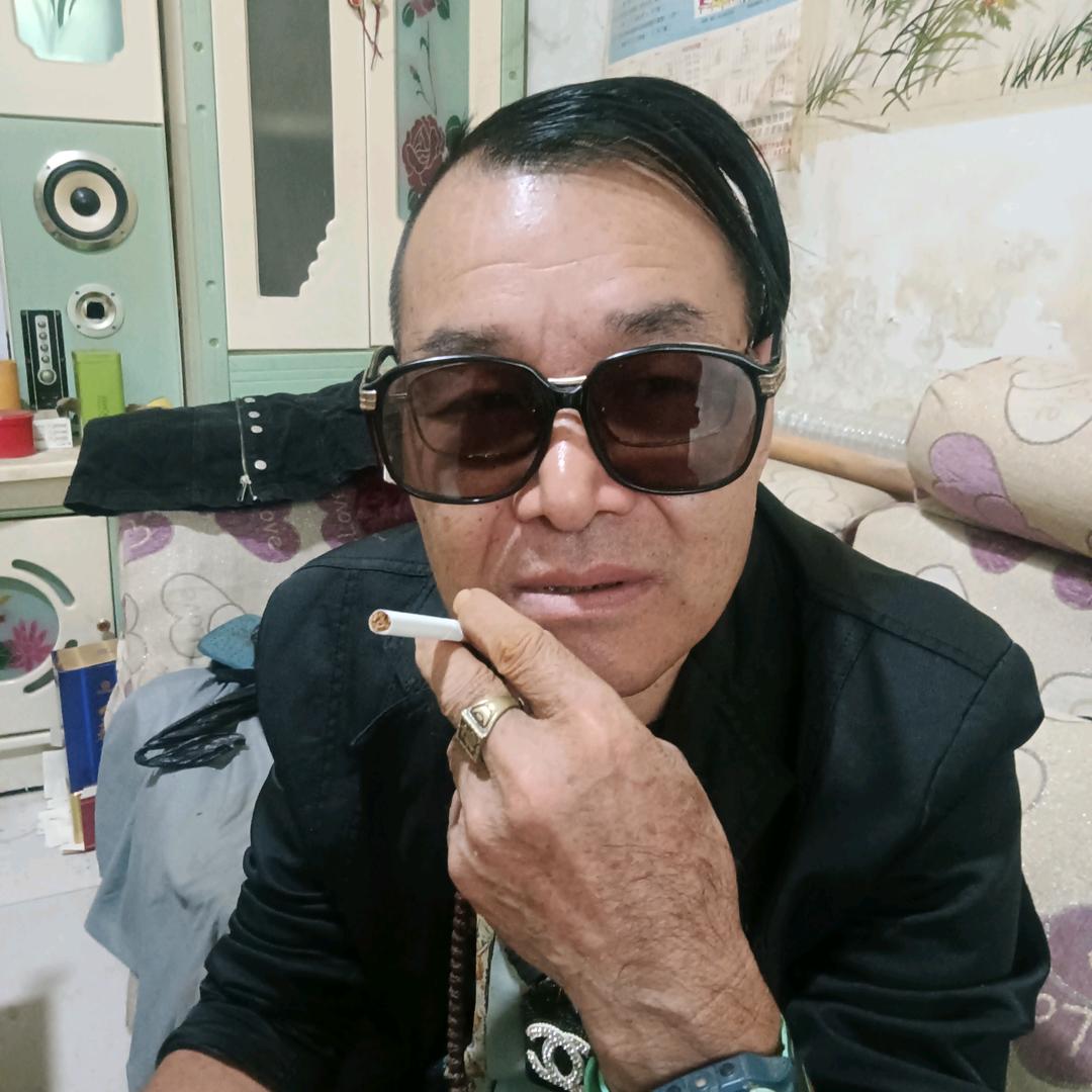 四哥哥