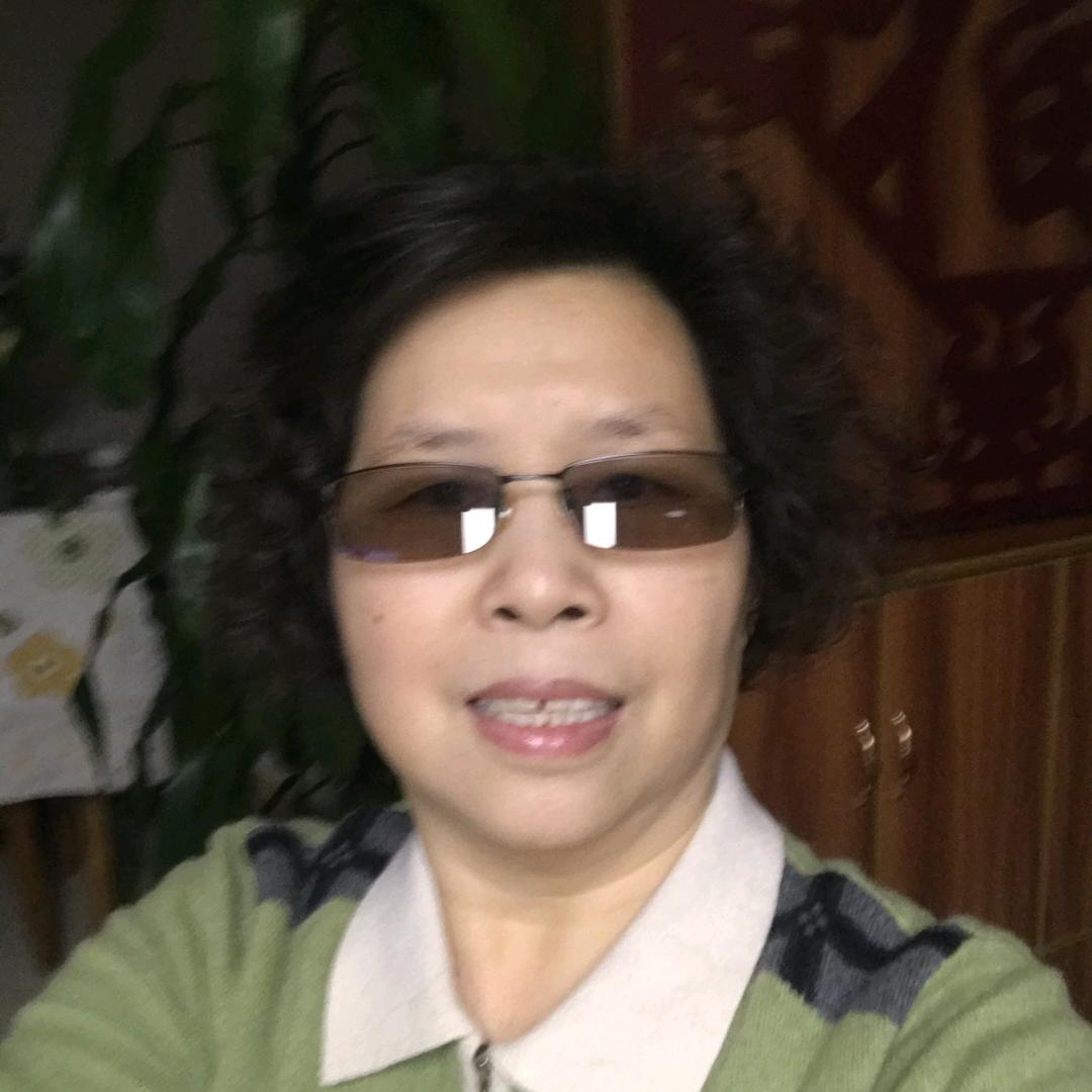 展丽云