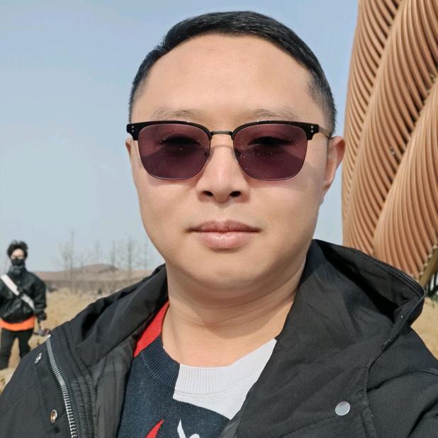 永哥 广州旭威自动上下料丝印机+UV冷烫
