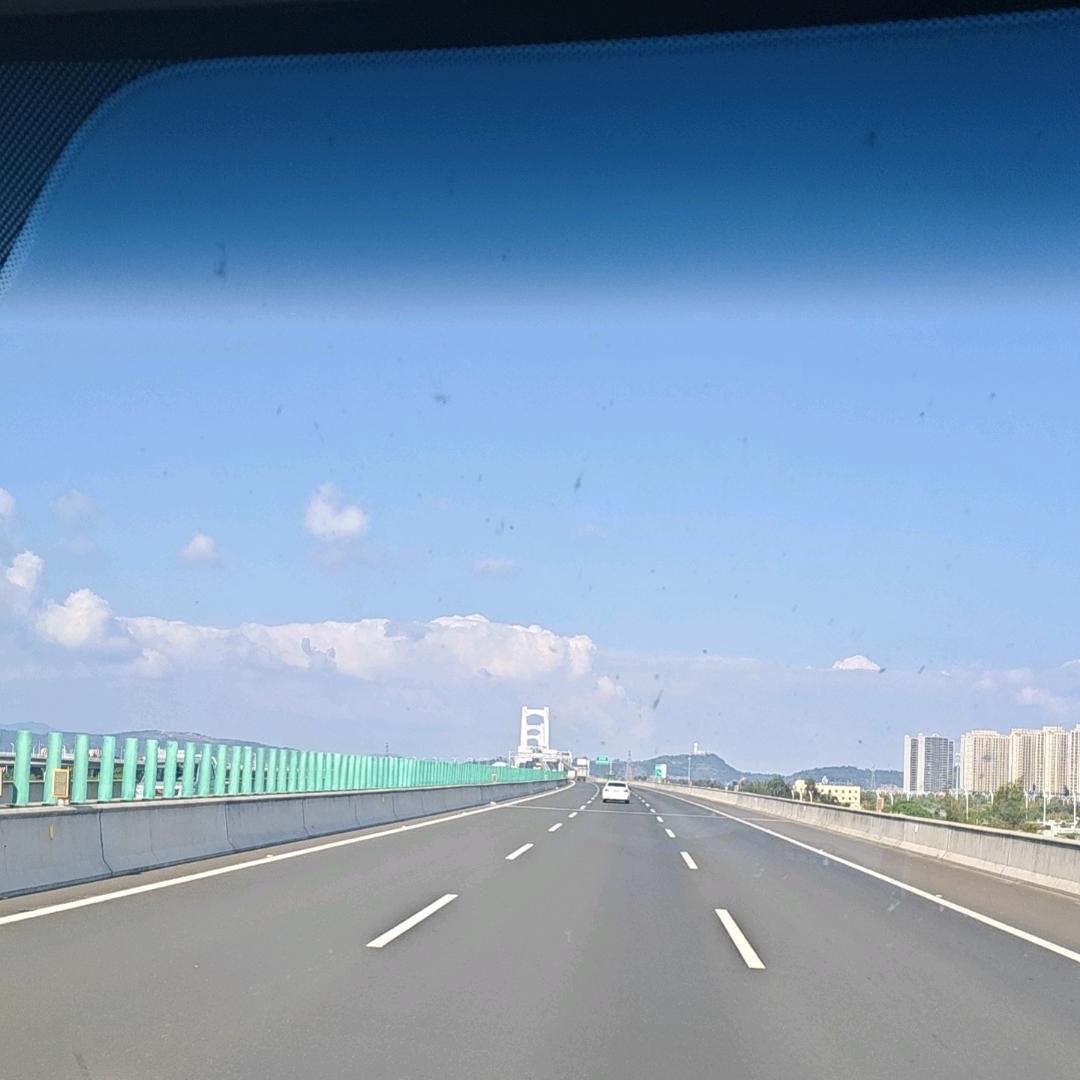 翀䞼