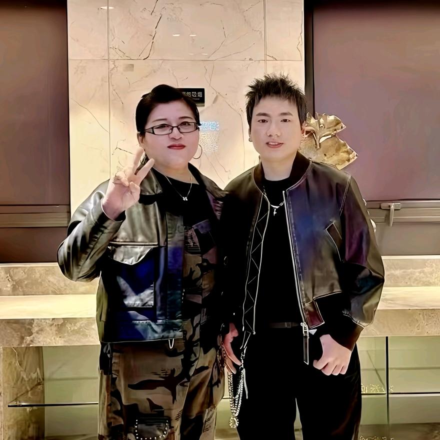 华丽👑《择善而交》