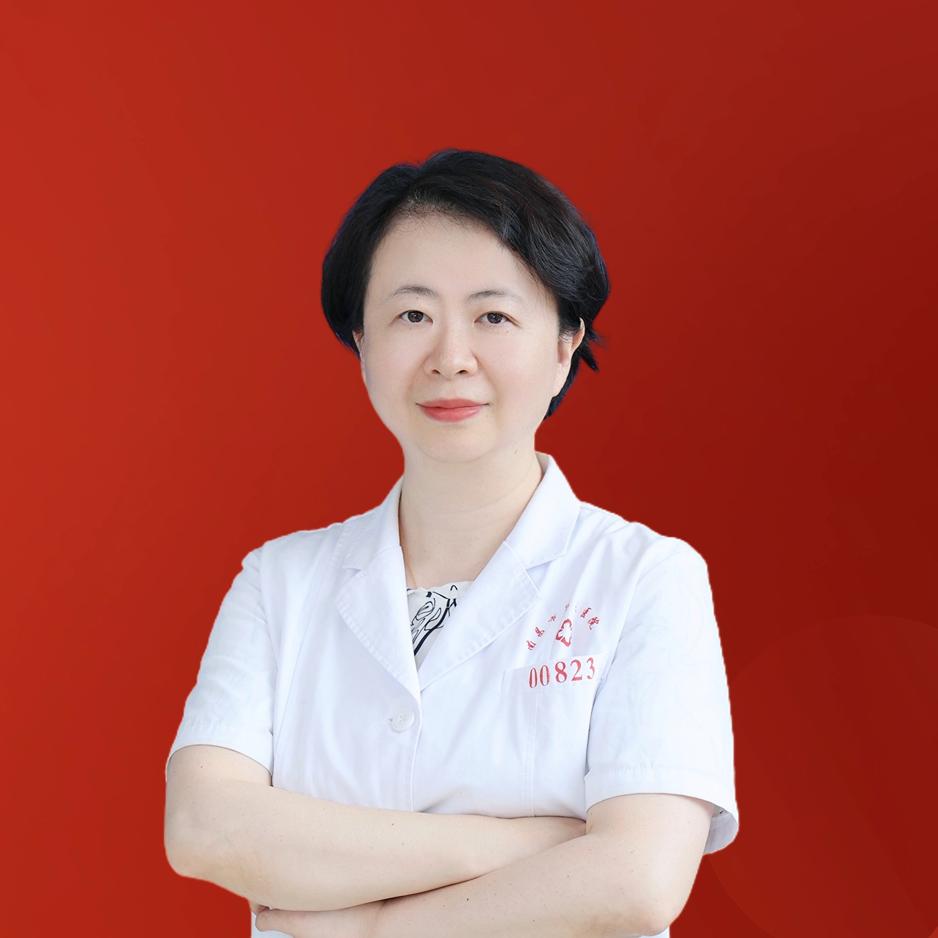 乳腺科医生王忆丽