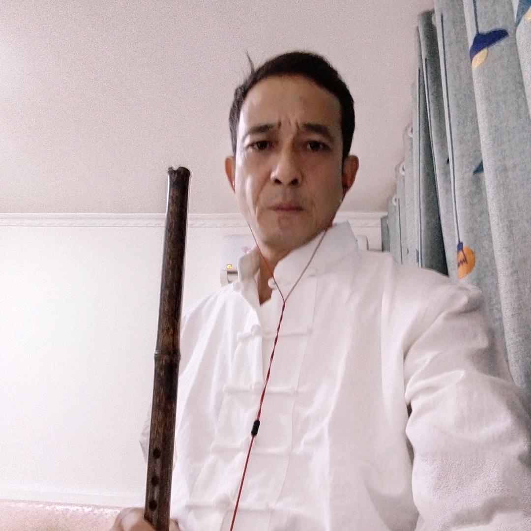 温暖小哥(郭英志)