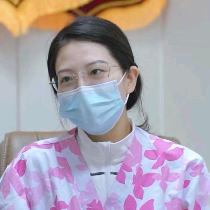 魏姐姐团队在成都