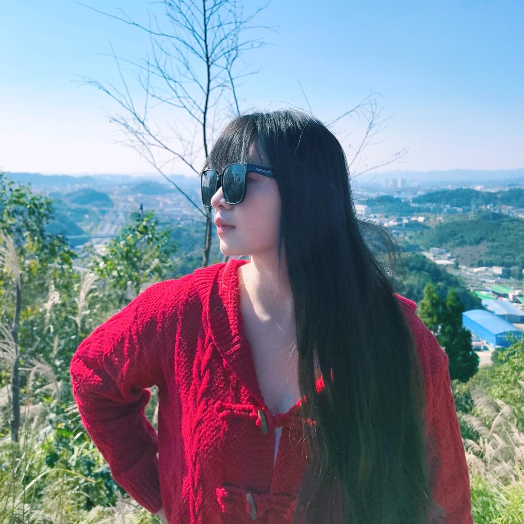 LiLi呀李李