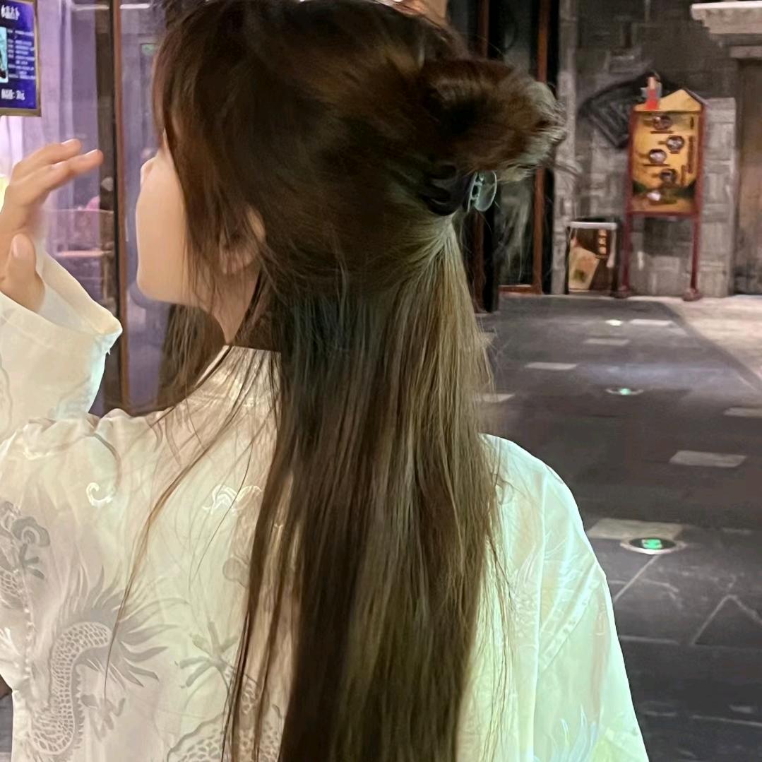 彭二小姐