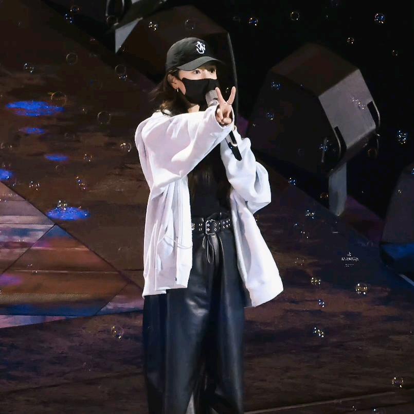 小核桃😊