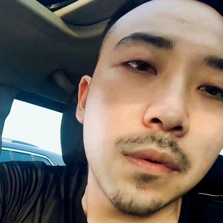恋爱脑朱九族
