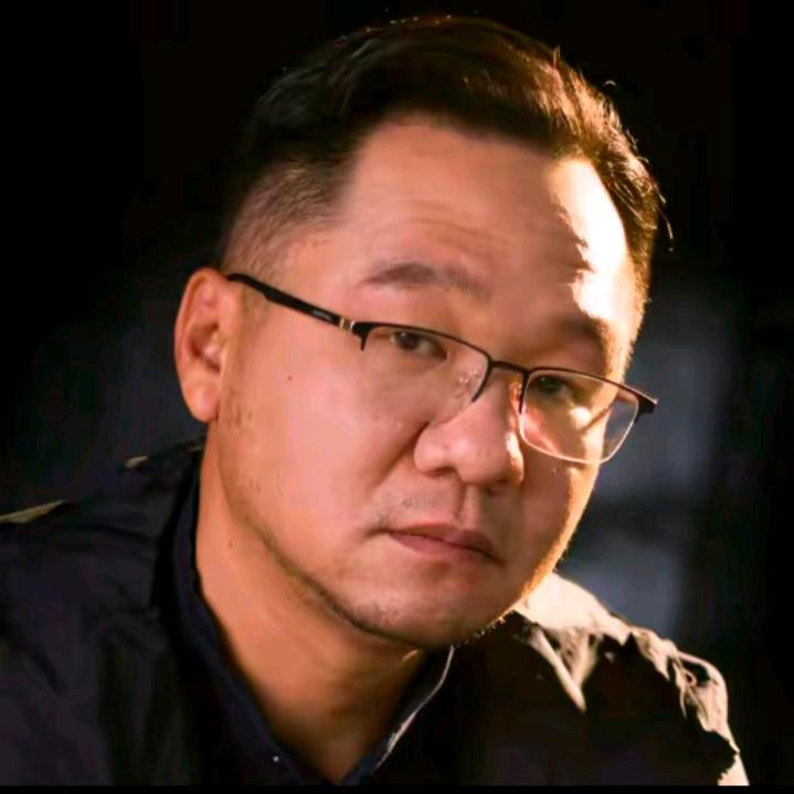 大漠叔叔（橱窗）