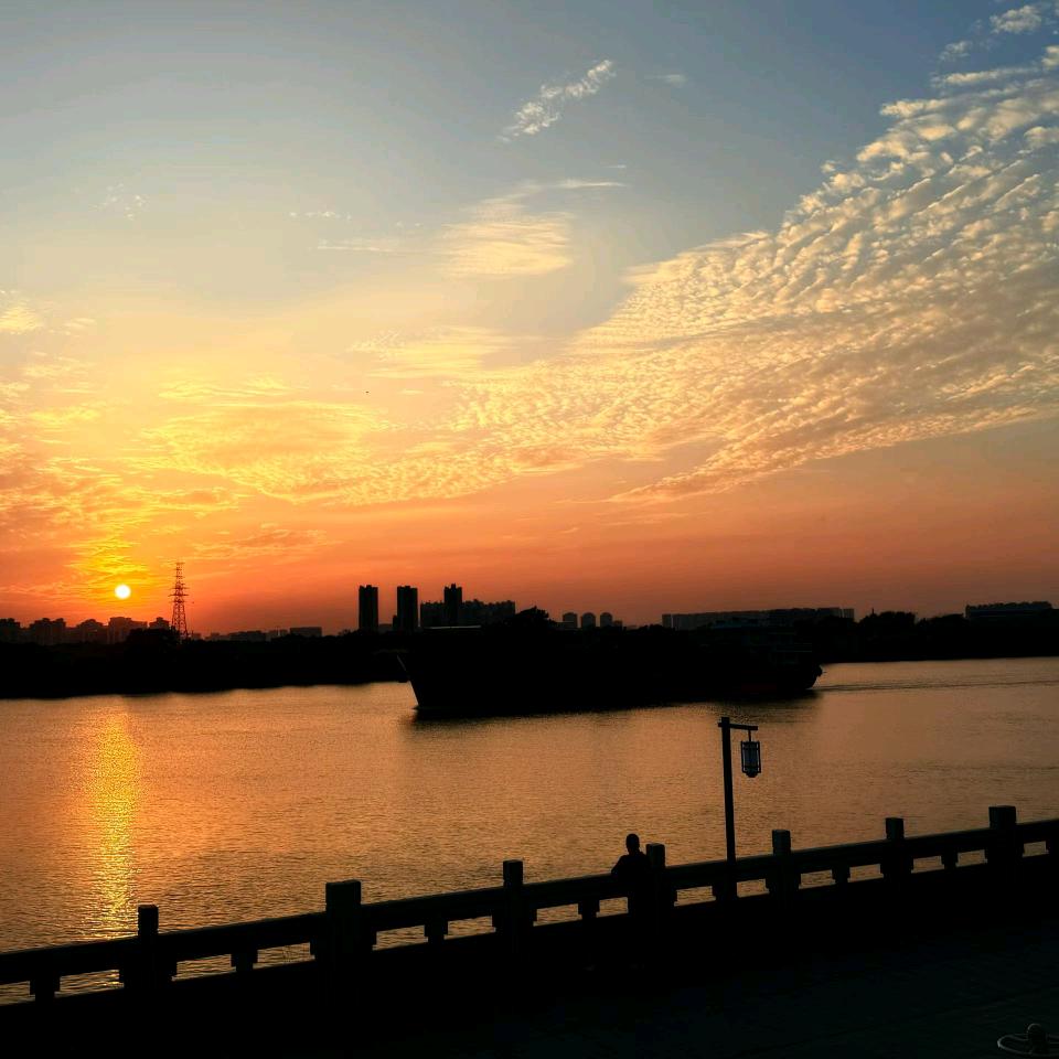 一山一水