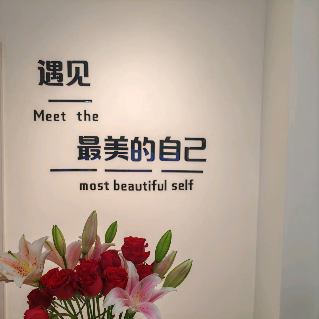 茶思轻奢女装  美甲  阳阳