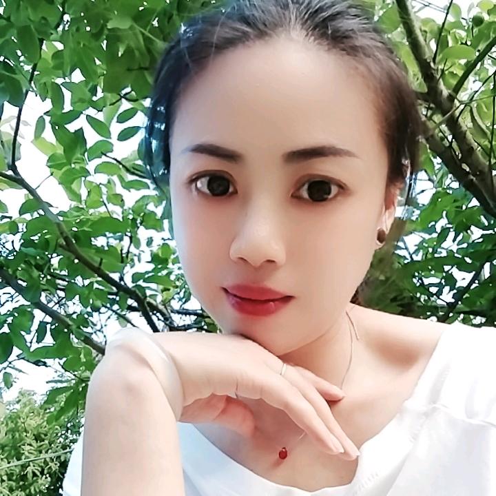 布依女神.