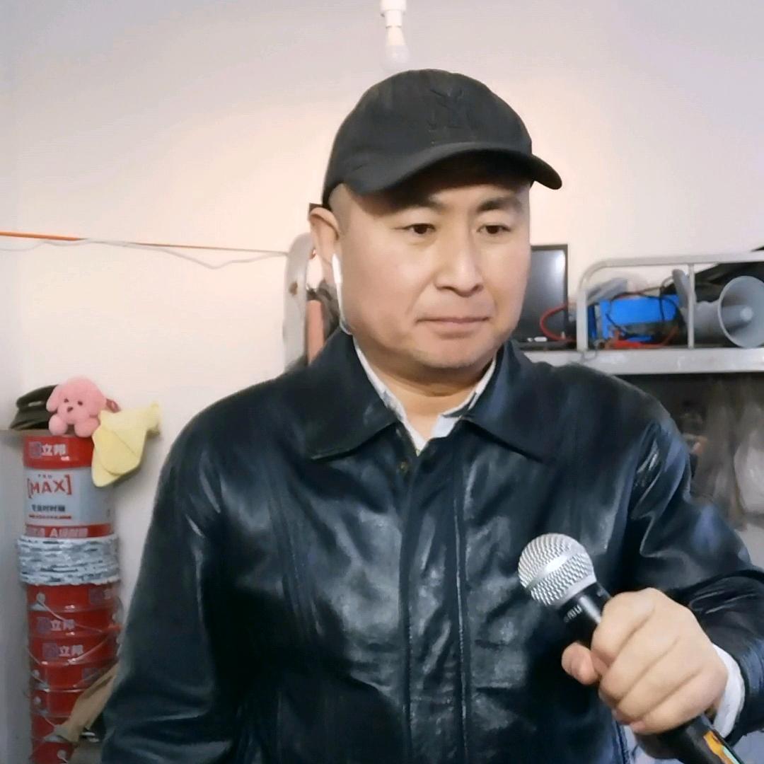 万能工（爱唱歌）