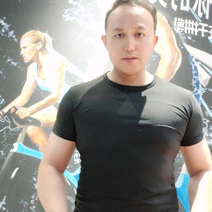 张磊胡辣汤