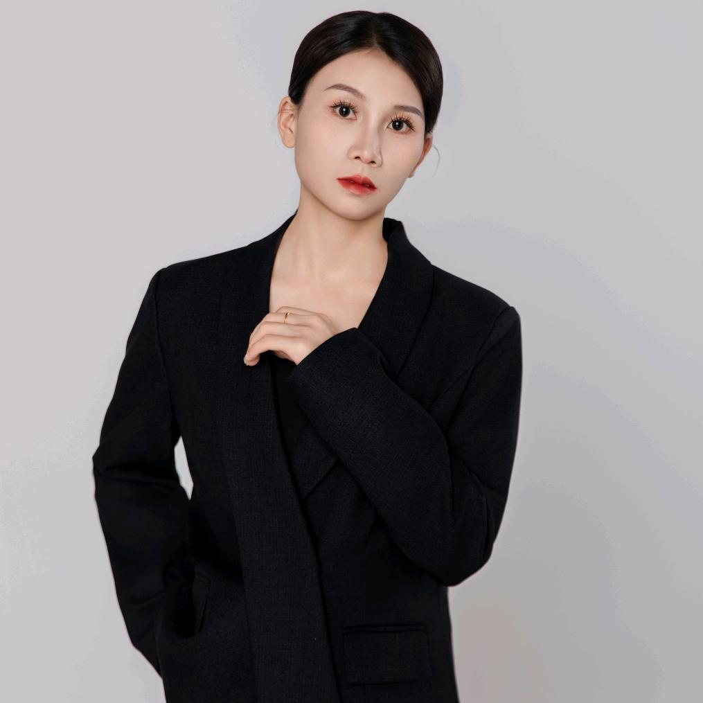 钱娜律师