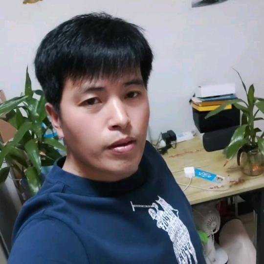 冷漠，再度重相逢。
