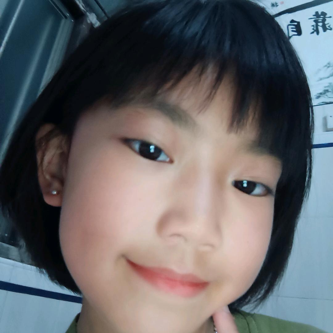 吴津津
